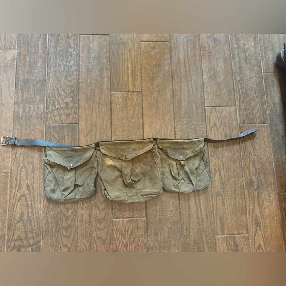 Vintage CC Filson Mens XL Belt Waxed Canvas Hunting Shooting bag
